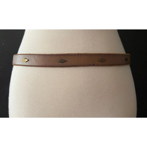 FOSSIL Distressed Skinny Tan Leather Studded Belt Womens sz XS - Picture 3 of 12